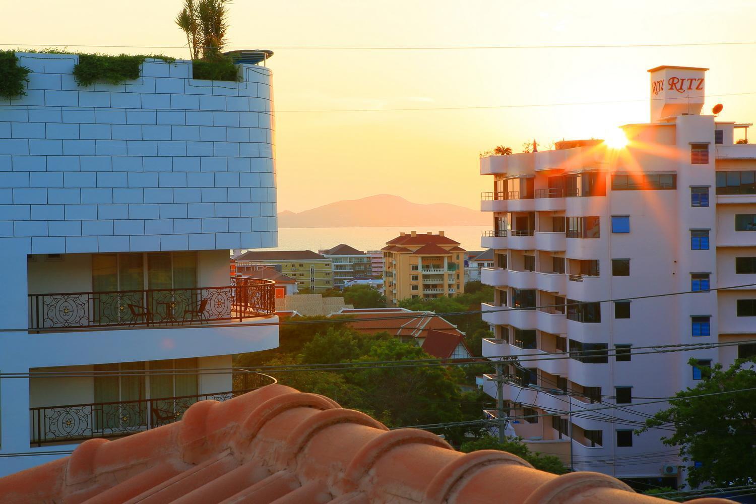 Apartment Grosvenor House - On The Phra Tamnak Hill