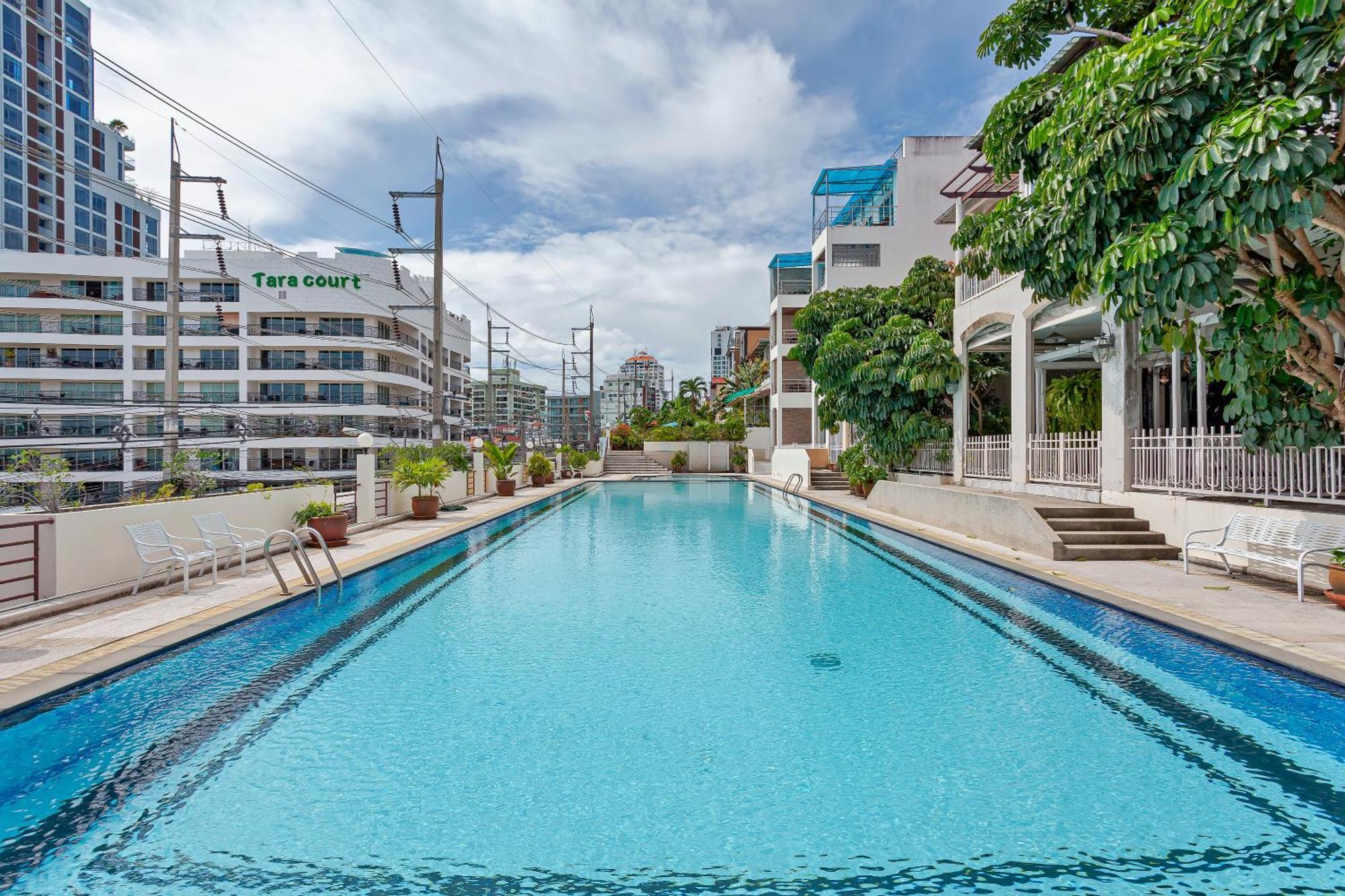 Grosvenor House - On The Phra Tamnak Hill