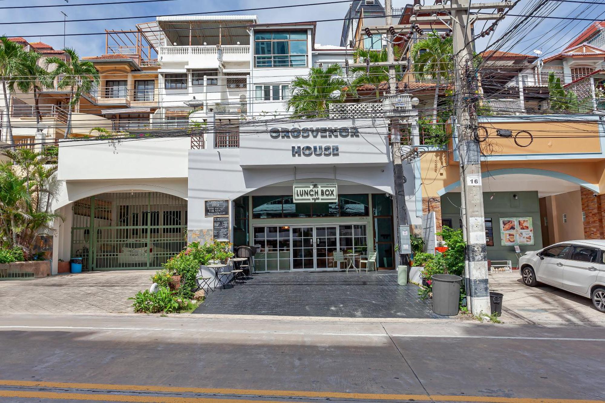 Apartment Grosvenor House - On The Phra Tamnak Hill *