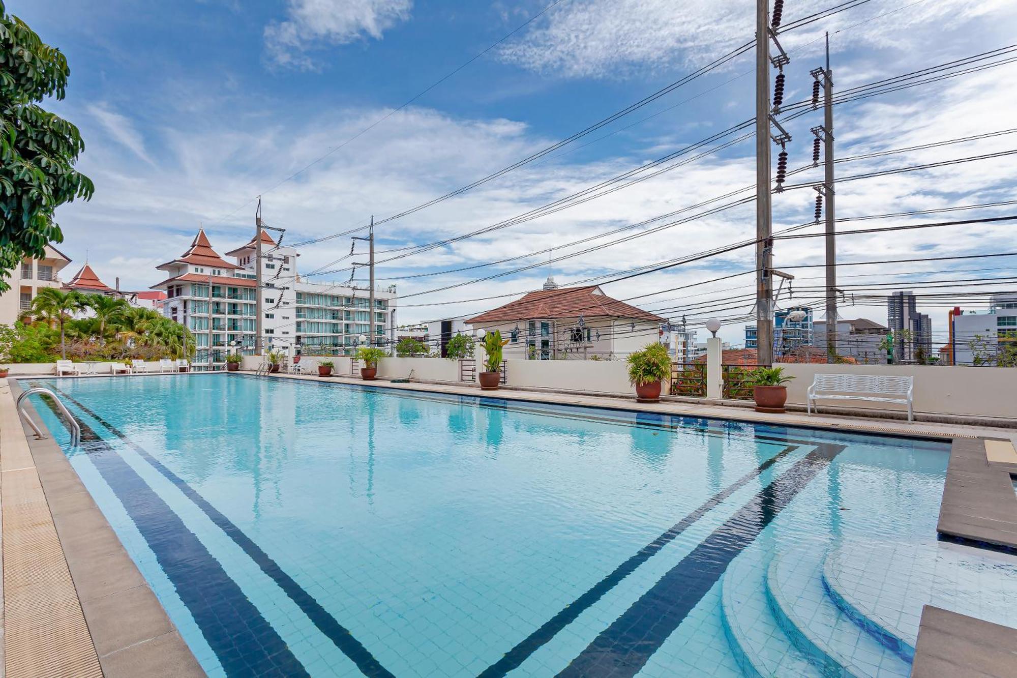 Grosvenor House - On The Phra Tamnak Hill Pattaya