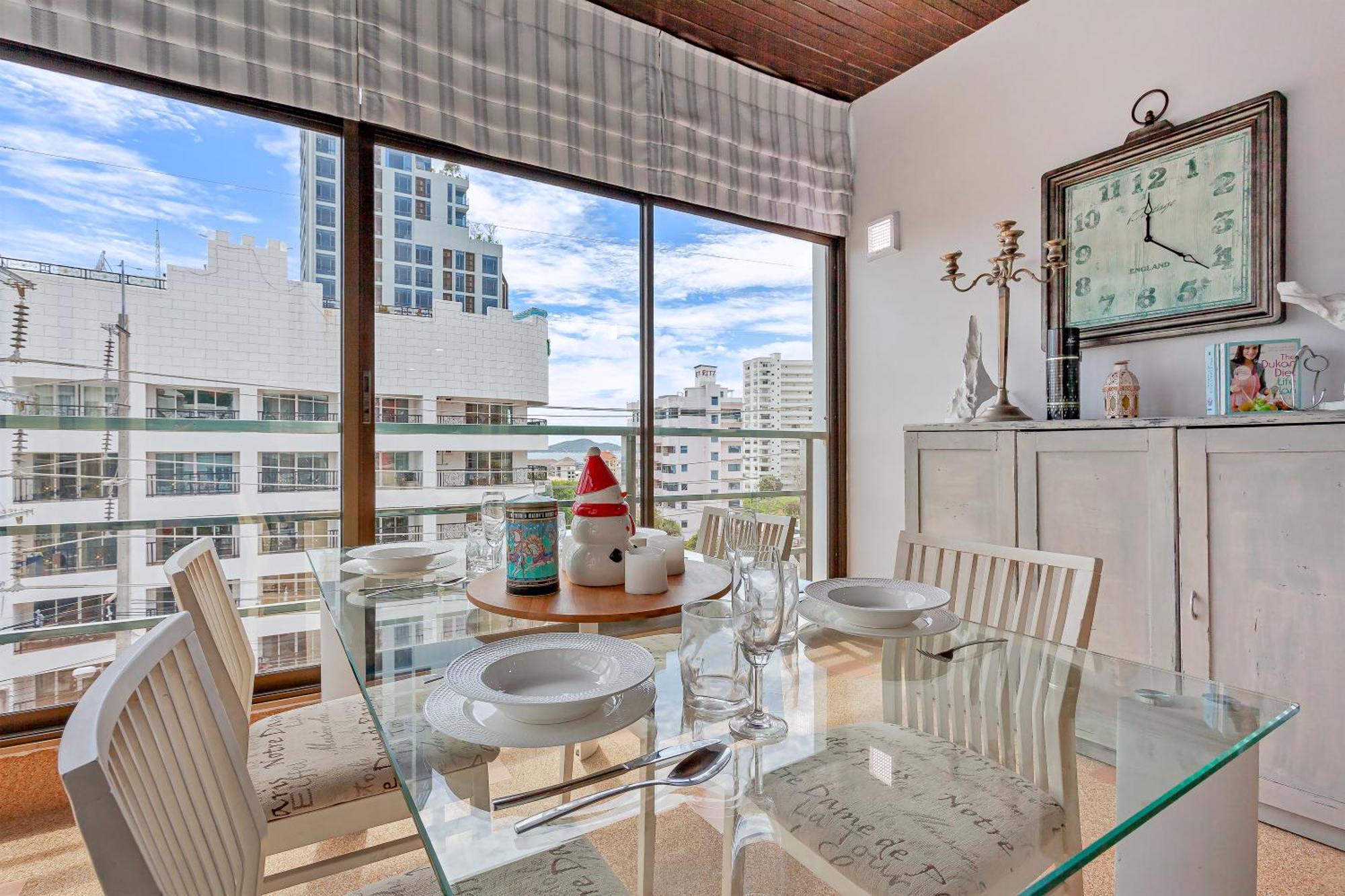 Apartment Grosvenor House - On The Phra Tamnak Hill Pattaya