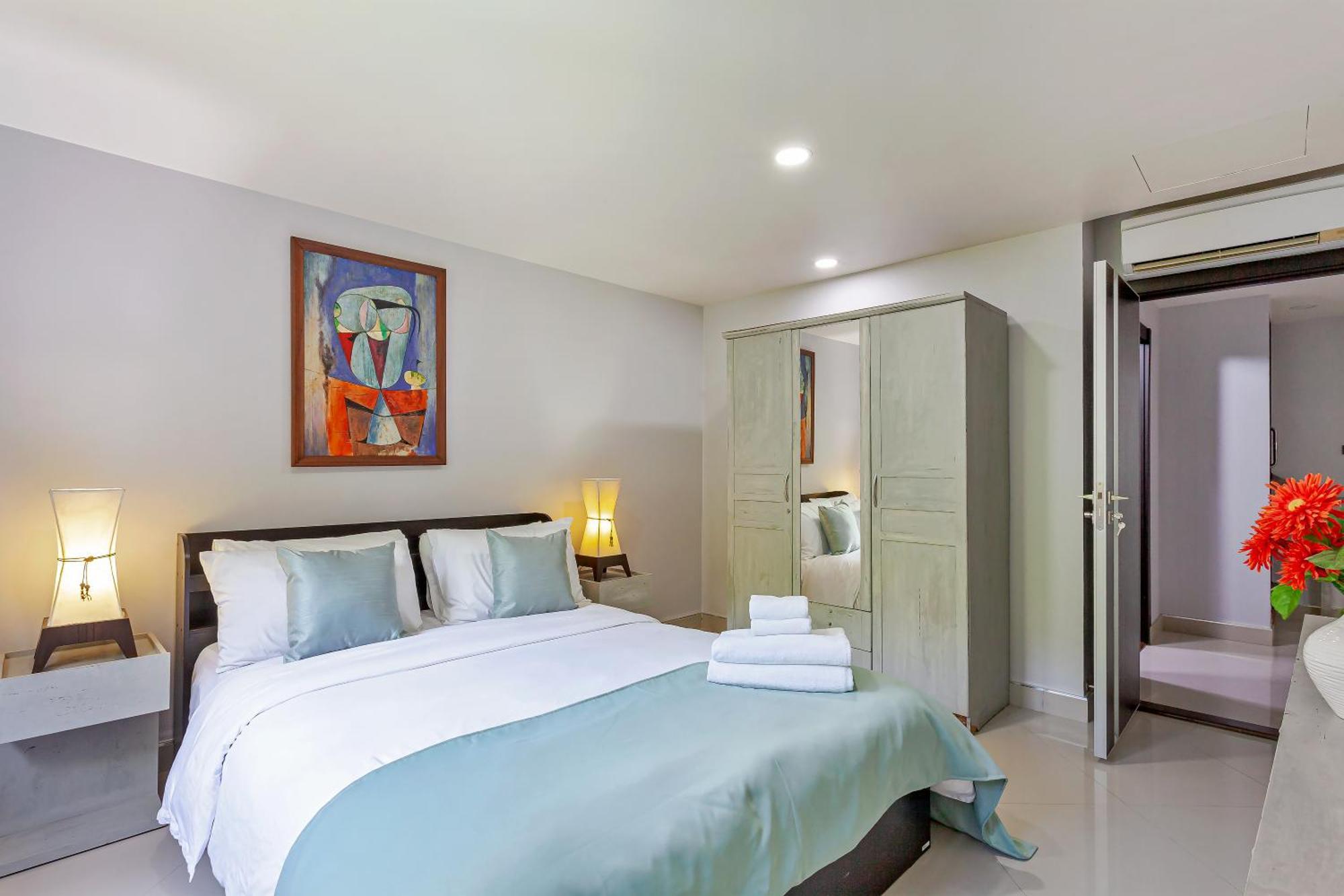 Apartment Grosvenor House - On The Phra Tamnak Hill *