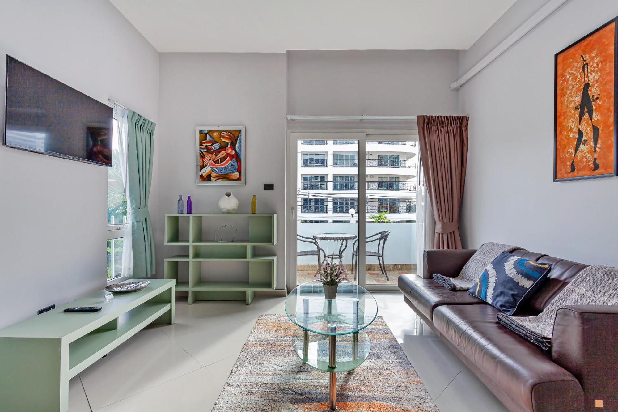 Grosvenor House - On The Phra Tamnak Hill Pattaya
