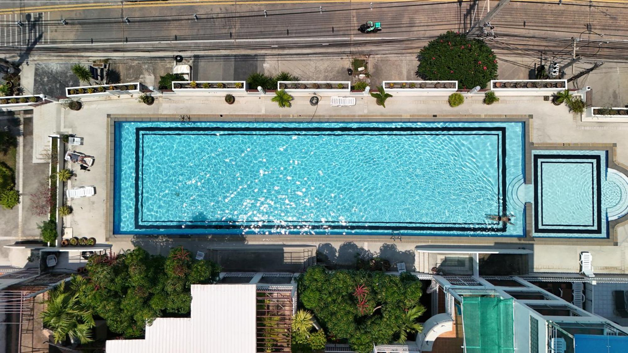 Apartment Grosvenor House - On The Phra Tamnak Hill
